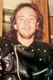 I love this shot, maybe from 1977 ? (Managed to grab a crafty pint out @  'Ye Dumb Post Inn' a year later, with me best school- mate 'Oliver  Hardy'... LOL:.