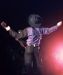 Brooks was one of the biggest stars in music at the time, having released four no. Garth Brooks Alter Ego Chris Gaines Is Turning 20 Entertainment Tulsaworld Com