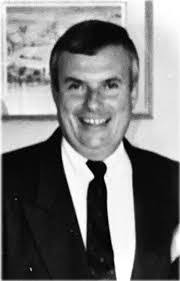 Lloyd Crane's Instagram, Twitter & Facebook