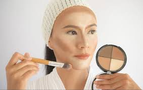 Mahu tahu apakah cara pilih warna foundation yang selalu saya gunakan ketika di drugstore? Ini Urutan Makeup Yang Benar Agar Hasilnya Flawless Dan Tahan Lama Bukareview