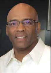 Kerry Sutherland's Instagram, Twitter & Facebook