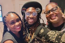 Find it. Feed it. Flaunt it. Because you are worthy! ✨ Asé. 🌻 • • • • • •  • #IssaKamal #IssaExperience #issavibe #blackmenwithstyle #caribbeanpeople  #blackcreators #blackentreprenuer #saintkittsandnevis #stkitts #nevis  #marriottbonvoymoments ...