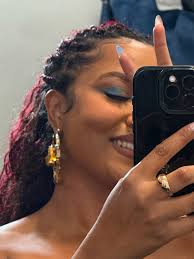 I hope outside ain't tired of me yet 😬💅🏽