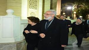 الذين لا يعيشون ( مترجم ). Ù†Ø¨ÙŠÙ„ Ø§Ù„Ø­Ù„ÙØ§ÙˆÙŠ ÙˆØ²ÙˆØ¬ØªÙ‡ ÙÙŠ Ø¹Ø²Ø§Ø¡ Ø²ÙˆØ¬Ø© Ø¹Ø¨Ø¯ Ø§Ù„Ø±Ø­Ù…Ù† Ø£Ø¨Ùˆ Ø²Ù‡Ø±Ø© Ø­Ù„Ù‚Ø§Øª Ù†ÙŠÙˆØ²