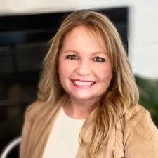 Tammie Rouse's Instagram, Twitter & Facebook