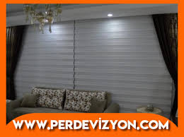 Oturma odalarınız için en iyi stor perde modellerimize bu sayfadan ulaşabilir ve satın alabilirsiniz. Outlet Zebra Stor Perde Modelleri Ve Fiyatlari