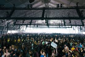 Rachel green / radian / radical slave / radio 4 / radio topkaas / radioclit / radiohead / radkey / rag'n'bone man / rage against the machine / rahaan / Drummen Voor Party Dj S Magere Opkomst Bij Concerten Pukkelpop 2018 De Editie Waarbij Alles Kantelde De Morgen