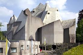 He was the recipient of the pritzker prize in 1986. Kkiqbgjdvnchum
