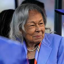 avery desmond-edwin robinson