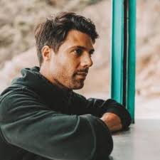 Eric Valladares (@vidaenpruebas)