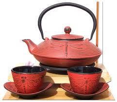 Service A The En Fonte Avec Theiere Dessous De Theiere Et 2 Tasses Rouge Motif Libellule Amazon Fr Cuisine Amp Maison Theiere Boite A The Service A The