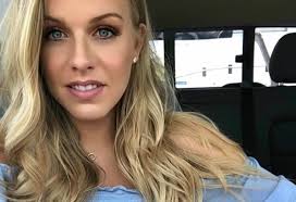 I'm Alissa and I'm a Recovering People Pleaser