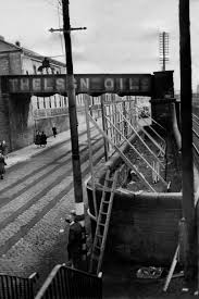 The Workers Entrance And Exit From The Vickers Armstrongs On Scotswood Raod December 1952 Newcastle Newcastle Upon Tyne Old Pictures