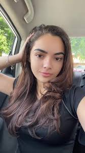 Jade Alvarez (@jadeee_.17)