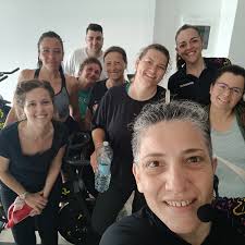 04.10.2025 È stato il compleanno con più festeggiati di sempre! Ho sempre  condiviso negli ultimi 28 anni questo giorno con altri festeggiamenti ma  mai con una nonnina centenaria, la figlia 71nne, un'amica