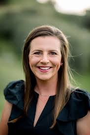 Rebecca Bice's Instagram, Twitter & Facebook