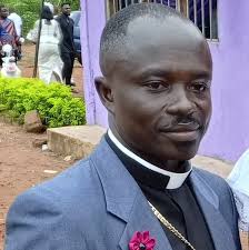 📖 Psalm 73:25 (AKJV) Whom have I in heaven but thee? and there is none  upon earth that I desire beside thee.