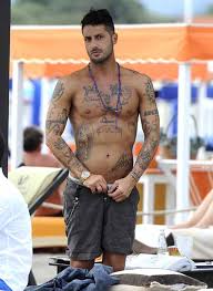 « è assurdo che i media parlino di fabrizio corona alimentando il suo caso. Picture Of Fabrizio Corona