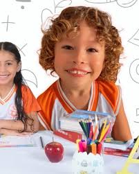 Nosso time está pronto! 💛✨ Equipe Tia Ana 2026: preparados para ensinar,  cuidar e transformar. 📚 Comunicado: Esta peça publicitária contém  elementos visuais produzidos por Inteligência Artificial (IA). O uso de  imagem