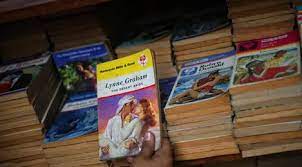 Pelbagai kategori buku dalam bahasa melayu & inggeris. 8 Surga Bagi Pecinta Buku Di Kl Malaysia Ini Wajib Kamu Kunjungi Lifestyle Fimela Com