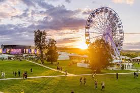 Doar pe 11 și 12 octom. 5 Motive Pentru Care Merg La Electric Castle 2018 Madmoiselle Sarcastique