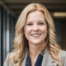 Elizabeth Wilner's Instagram, Twitter & Facebook