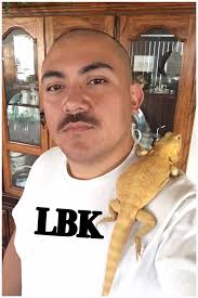 Celebrating #ReptileAwarenessDay with our favorite resident lizard, "Sunny  the Collared Lizard"! 📸: Warrell