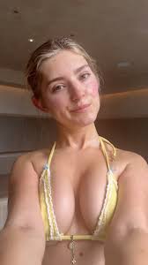 @EvaElfies video Tweet