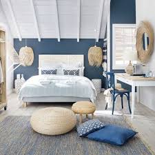 Hotel In Riva Al Mare Al Hotel In Mare Riva In 2020 Hotel Bedroom Design Greek Bedroom Mediterranean Bedroom
