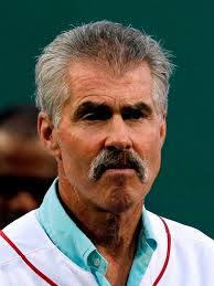 Fielder known for October error dies at 69