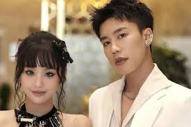 Latest news, pictures, video clips about Walking in the Bright Sky