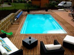 epingle sur piscine