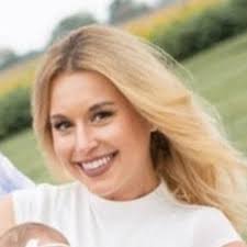 Unfortunately, I have been impacted by the layoffs today at Flexport. The  last 3+ years (feels like 10) have truly been a wild ride. I've gone from  managing a multi-million dollar book