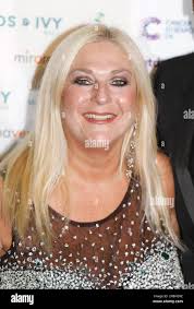 Vanessa feltz hi-res stock photography and images