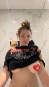 Jazminesinging Dropping Nude Boobs Out And Sqeezing Them Leaked Porn 17816  | Hot Sex Picture