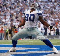 Dallas Cowboys Jay Ratliff Celebrates After A Successful Defensive Stand Against The Minnesota Vikings In T Cowboys Vs Vikings Cowboys Vs How Bout Them Cowboys