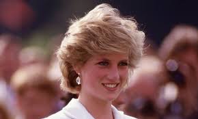 Meghan markle continúa honrando a la princesa diana, y aprovechó su entrevista con oprah winfrey para lanzar un la joven actriz interpreta a la princesa diana bajo la dirección del cineasta chileno. La Maquilladora De Diana De Gales Revela Los Trucos De Belleza Favoritos De La Princesa Lady Diana Spencer Princesa Diana Princesas