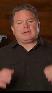 Our lone Vintage Class entry, Eric Pond, is heading out for his 2nd Lap.  Let's gooooooo! #UNLTD #California300