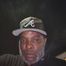 Hey, old man. You are truly unique! I keep praising you, but it seems like  I'm invisible to you. 🥺✨ Just saying 'hello' will make my day!😁