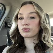 Stacy Scurlock's Instagram, Twitter & Facebook