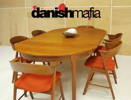Mid Century Danish Modern Oval Teak Dining Table W 2 Leaves Teak Dining Table Dining Table Teak Garden Furniture