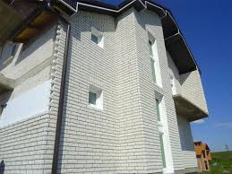 Shtëpi individuale për banim b+p+2, në lagjen dardania i në gjilan. Modernizim Fasade Silka