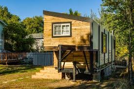 Flatbed Tiny House Construire Une Petite Maison Petite Maison Maison En Bois De Palettes