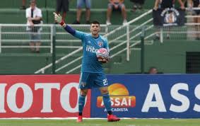 Às vésperas do natal, o são paulo anunciou a permanência do goleiro até 2023. Entenda Como O Sao Paulo Ira Efetuar A Compra Defintiva De Tiago Volpi