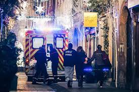 Les activités ont repris peu à peu. Fusillade A Strasbourg Deux Morts Une Victime En Etat De Mort Cerebral Et Treize Blesses