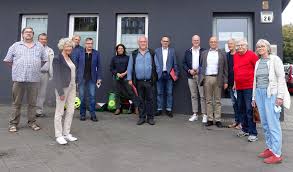 Gasthaus n (genitive gasthauses, plural gasthäuser). Medizinische Versorgung Bleibt Gesichert Gast Haus Eroffnet Neue Praxisraume Fur Menschen In Prekaren Verhaltnissen Nordstadtblogger