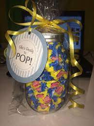 She S Ready To Pop Inexpensive Baby Shower Game Gift Guests Guess The Number The Jar Has Of Gum Whoe Baby Shower Game Gifts Baby Shower Shower Game Prizes