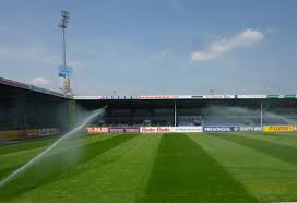También se pueden seleccionar lugares de juego históricos. Kiel Holstein Stadion Rumpf Garten Und Landschaftsbau