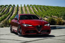 È abbinato ad un cambio automatico ad 8 rapporti, che permette. 2020 Alfa Romeo Giulia Quadrifoglio All You Need To Know U S News World Report