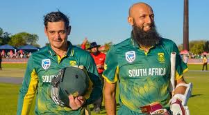 He is a left handed wicket keeper batsman. Know The Reason Why De Kock Wore Amla S Jersey In First T20i Dhaka Tribune